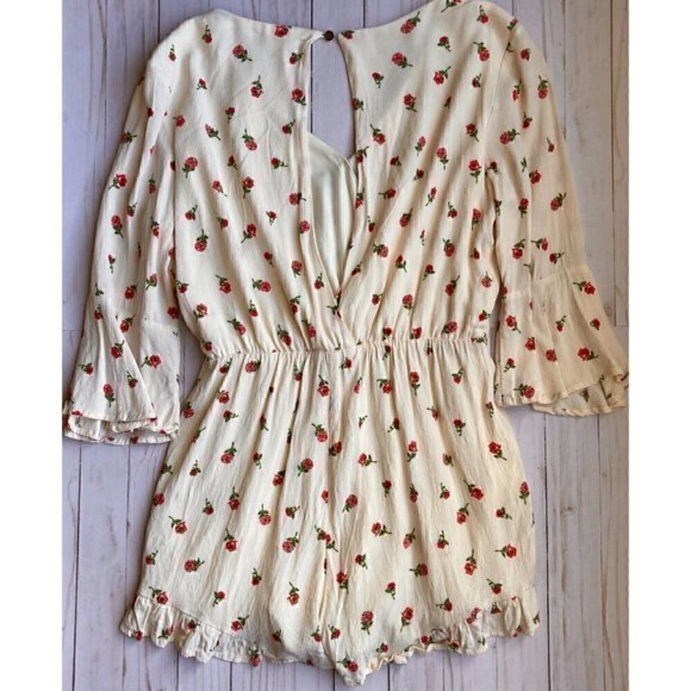 Molly Green Rose Print Floral Ruffle Cream 3/4 Sleeve Romper Sz L - Picture 3 of 9